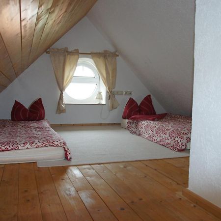 Schwalbennest Kaisitz Apartment Bagian luar foto
