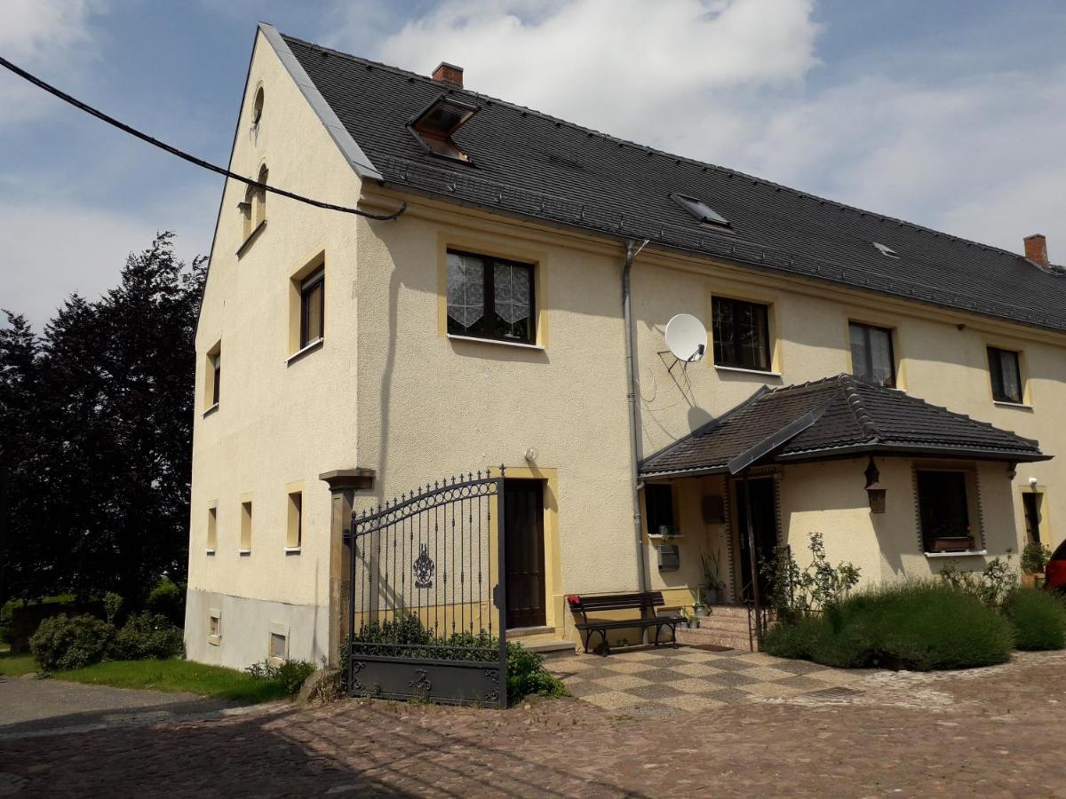 Schwalbennest Kaisitz Apartment Bagian luar foto