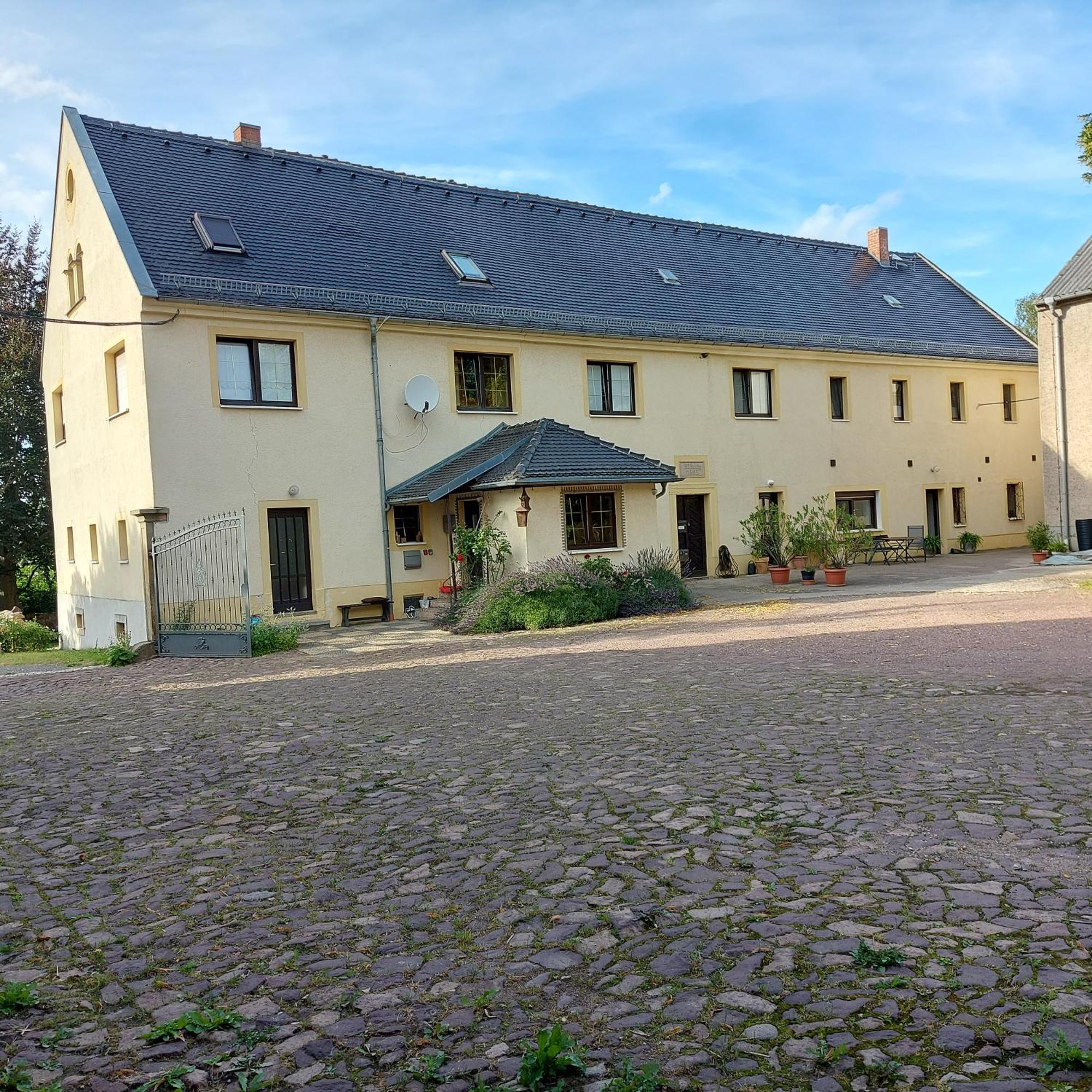 Schwalbennest Kaisitz Apartment Bagian luar foto